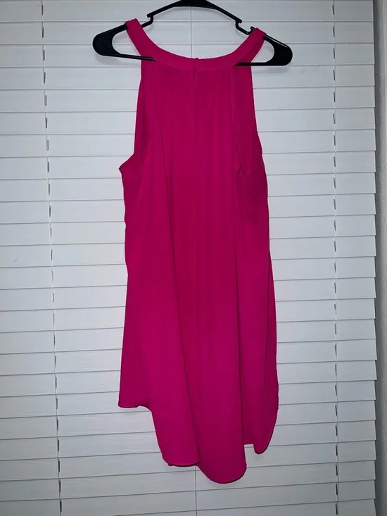 Torrid Hot Pink Sleeveless Halter Top Blouse - Size 2 - Picture 5 of 6